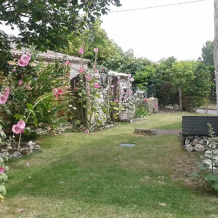 בית נופש Ancienne Ferme Charentaise
